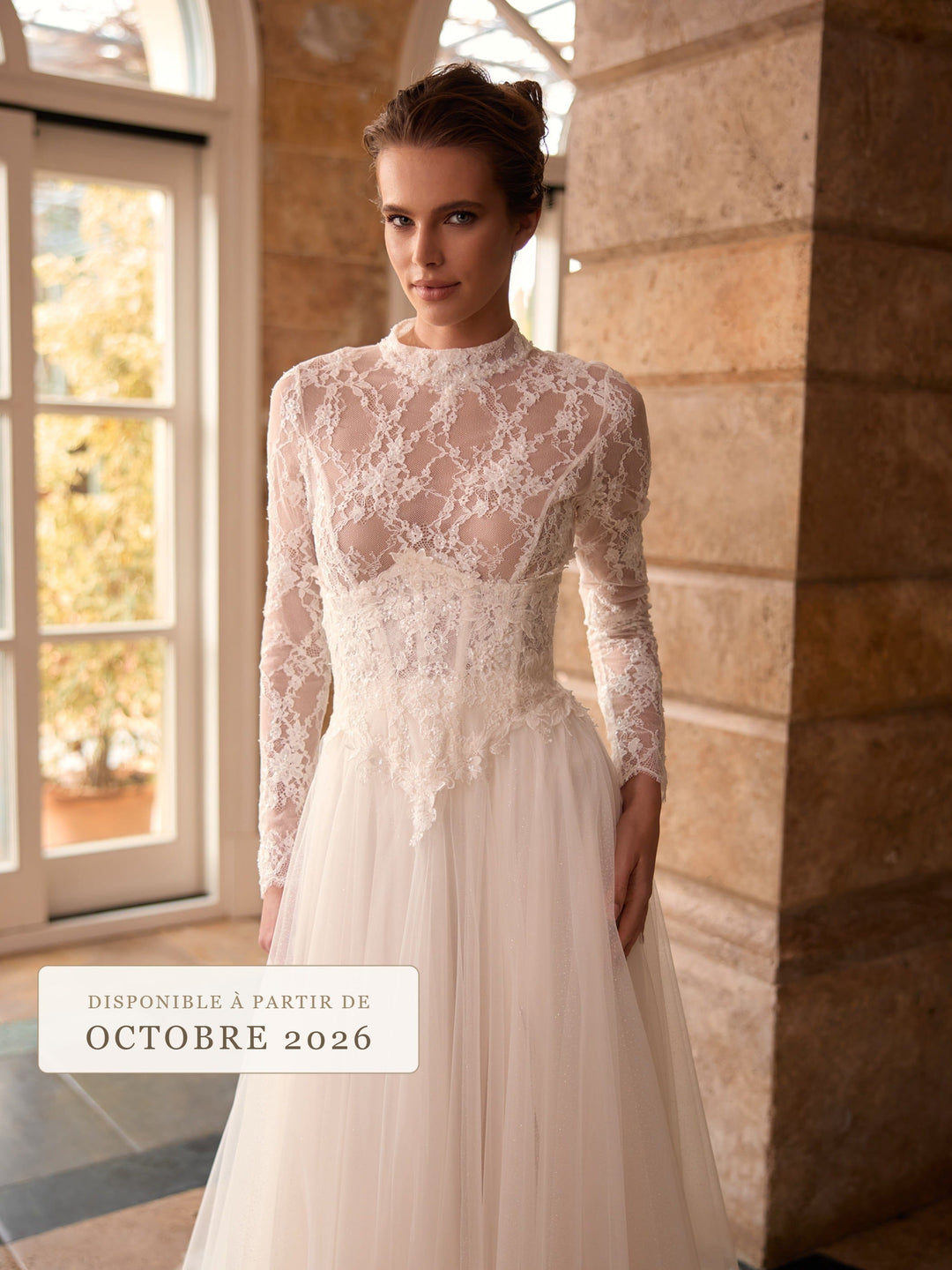 Top de mariée E533 en dentelle florale ivoire, nouveauté Bianco Evento octobre 2026