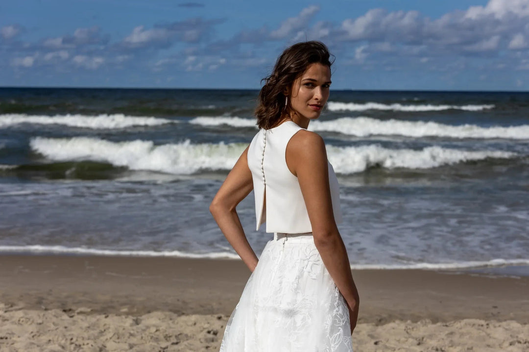 Top de mariée Electra B93 crêpe dos fendu boutonné Novias vue 5