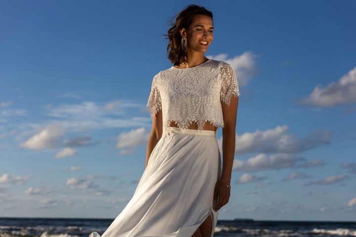 Top de mariée Elise BK114 guipure bohème dos boutonné Novias vue 3