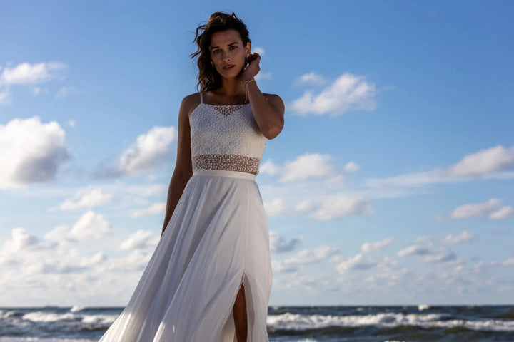 Top de mariée Emily BK118 tulle à pois dos dentelle Novias vue 2