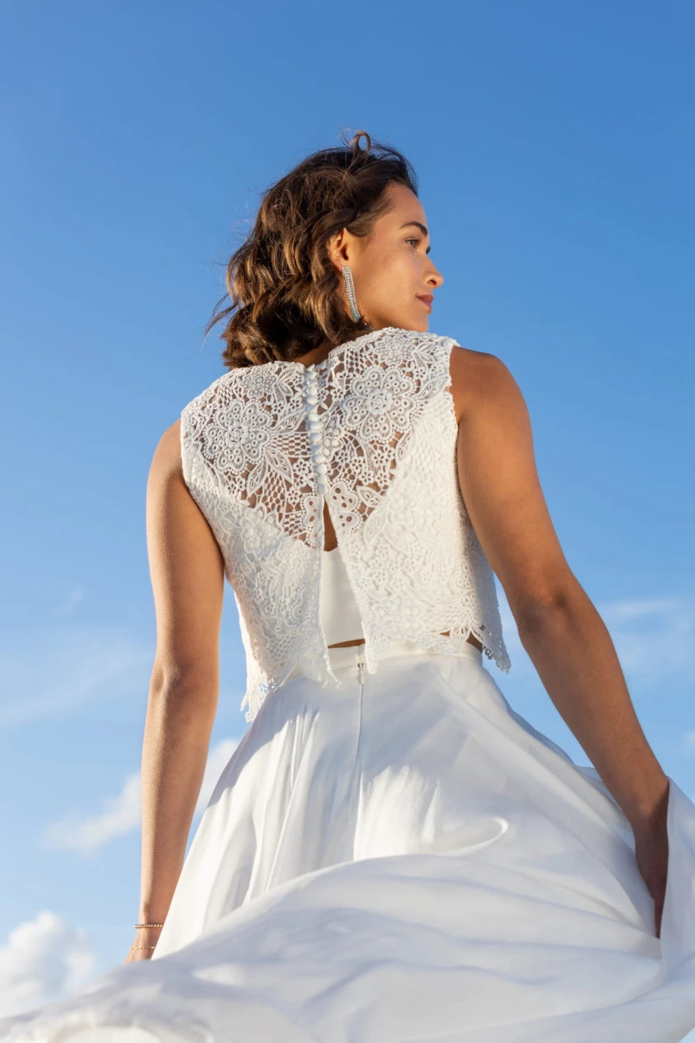Top de mariée Eneida BK120 guipure dos boutonné fendu Novias vue 4