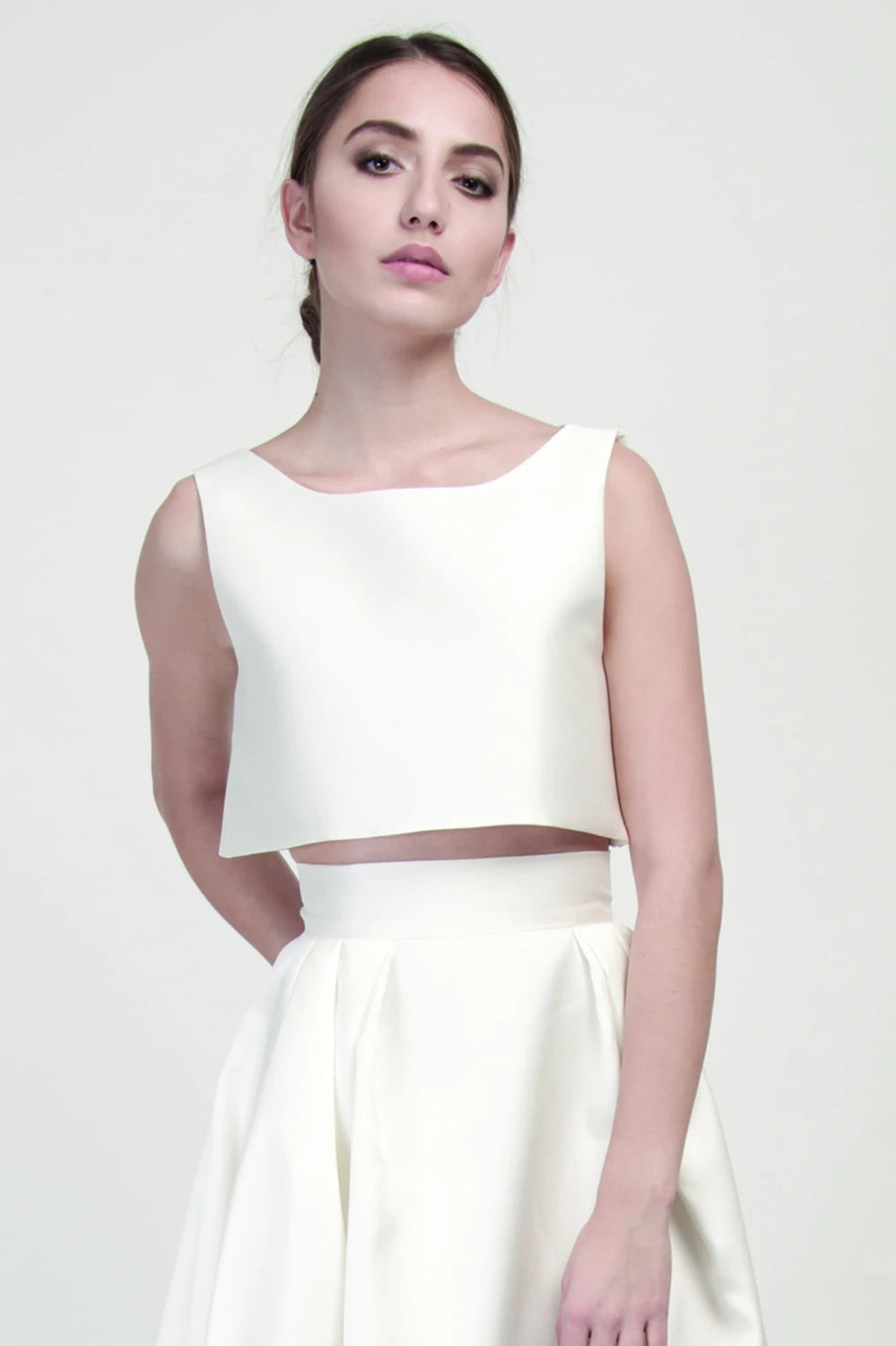 Top de mariée Faye B63 mikado court et ample Novias vue 2