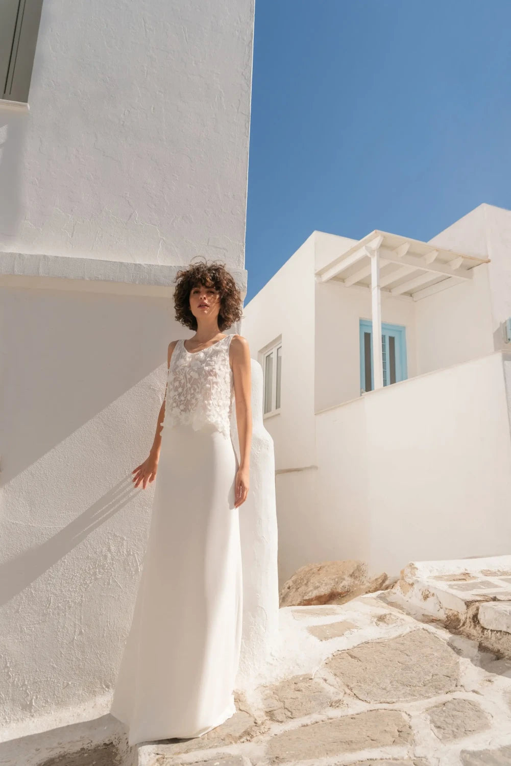 Top de mariée Isaline BK124 tulle brodé 3D sans manches Novias vue 2