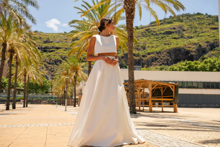 Top de mariée Montiel B98 satin épais crop top Novias vue 5