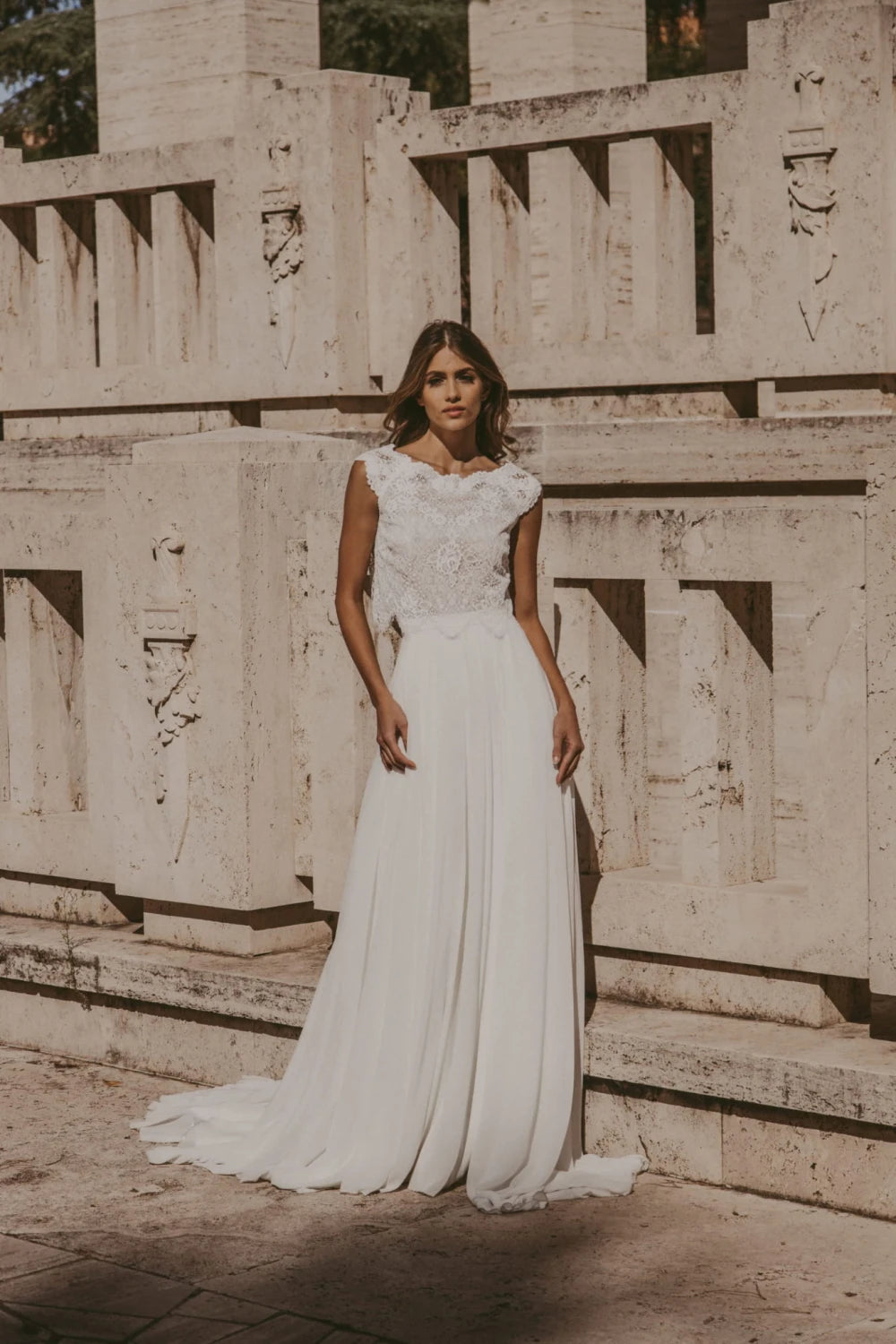 Top de mariée Rhianna BK102 dentelle française encolure bateau Novias vue 5
