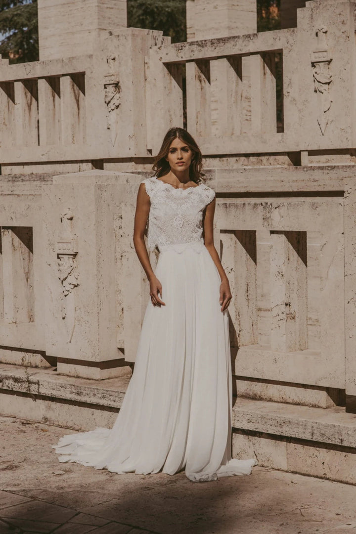 Top de mariée Rhianna BK102 dentelle française encolure bateau Novias vue 5