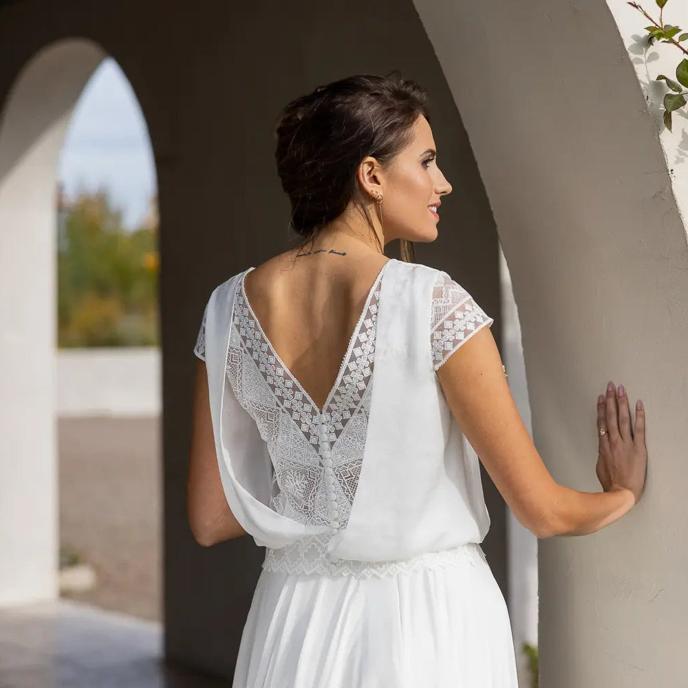 Top de mariée Tango B86 soie et dentelle dos en V Novias vue 3