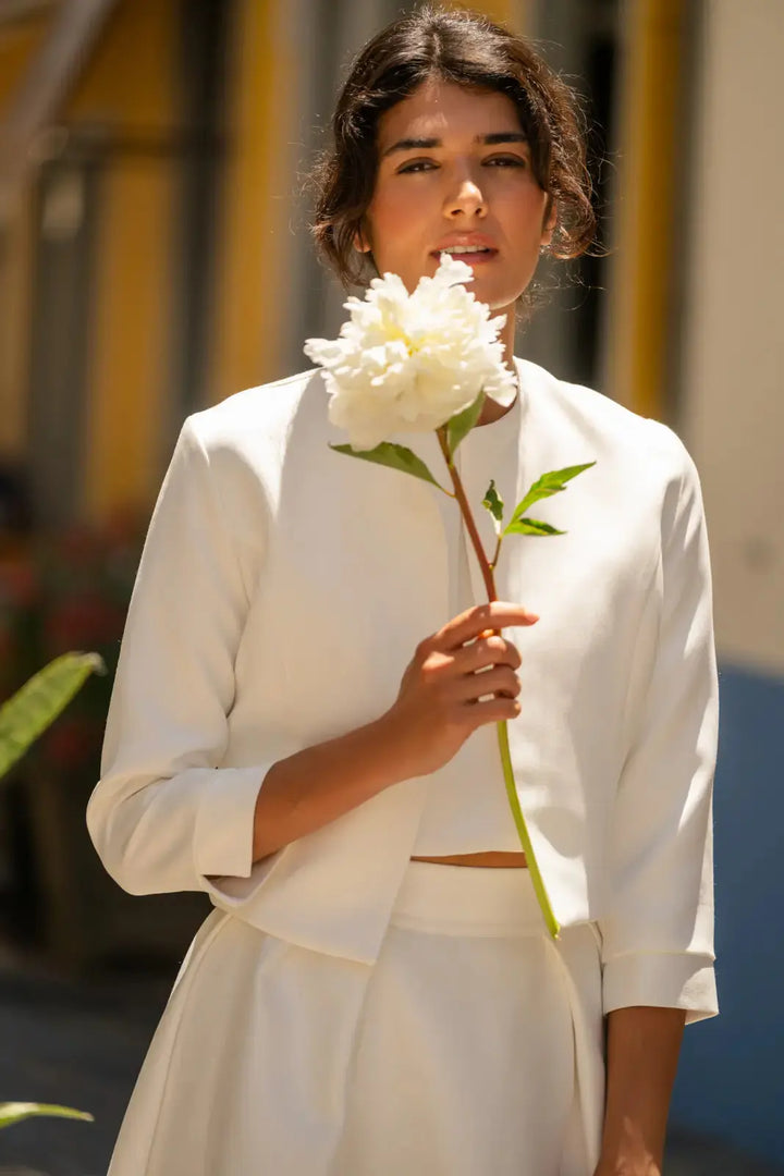 VESTE DE MARIÉE EN SATIN MANCHES 3/4 - MERIDA B99 Novias