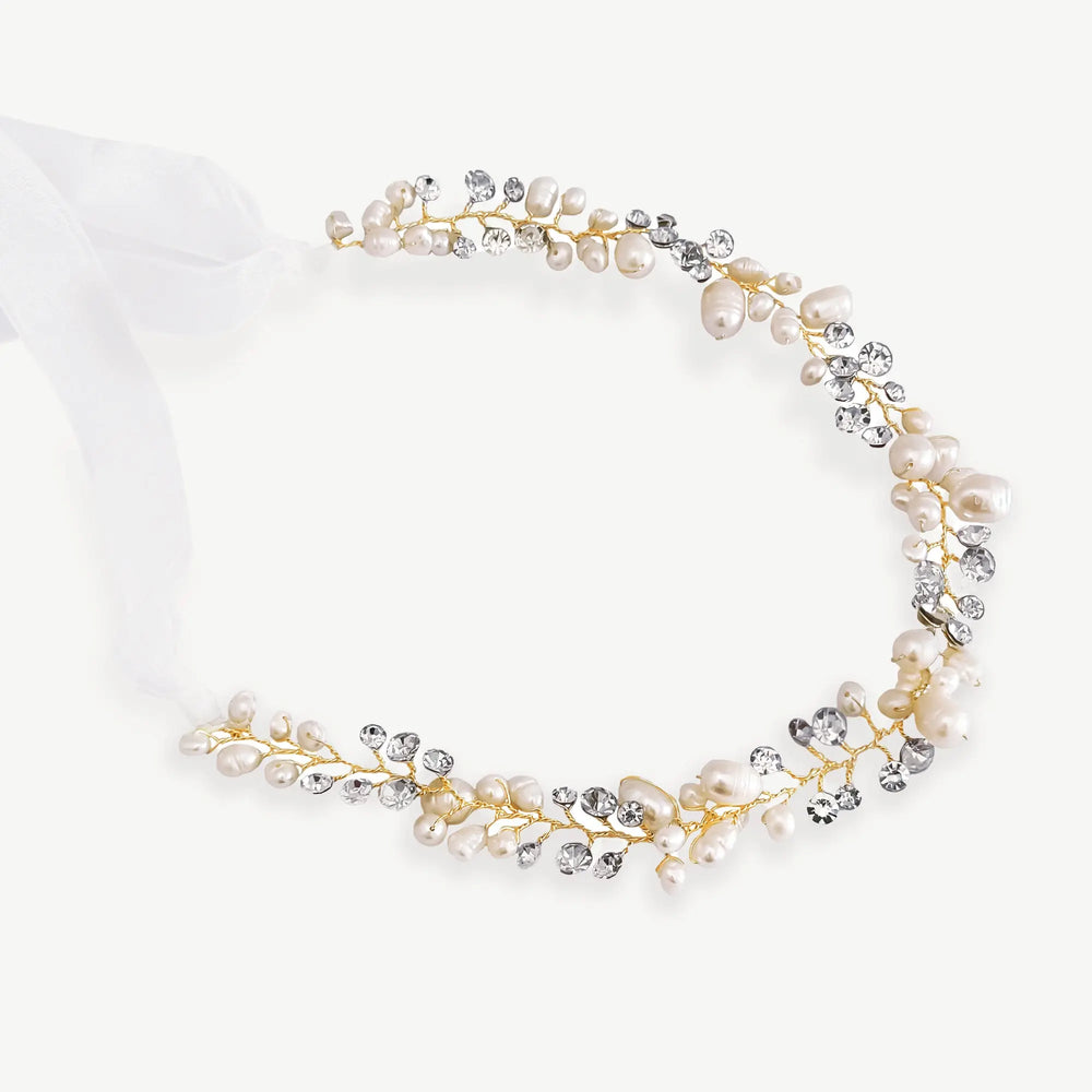 VIGNE CAPILLAIRE MARIAGE ALLEGRA –  PLAQUÉ OR, CRISTAUX & PERLES NATURELLES Ivory and co