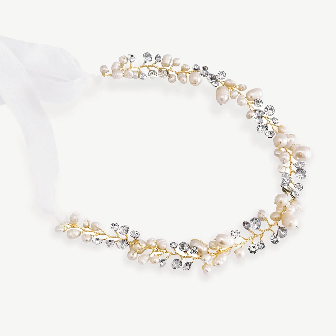 VIGNE CAPILLAIRE MARIAGE ALLEGRA –  PLAQUÉ OR, CRISTAUX & PERLES NATURELLES Ivory and co