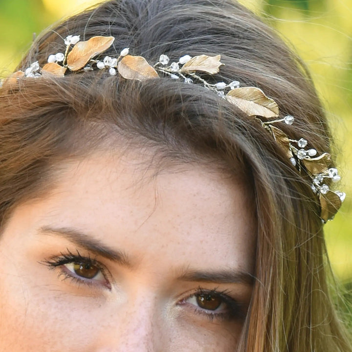 VIGNE DE CHEVEUX CYBELE – FEUILLAGE BRONZE, PERLES D’EAU DOUCE ET CRISTAUX Ivory and co