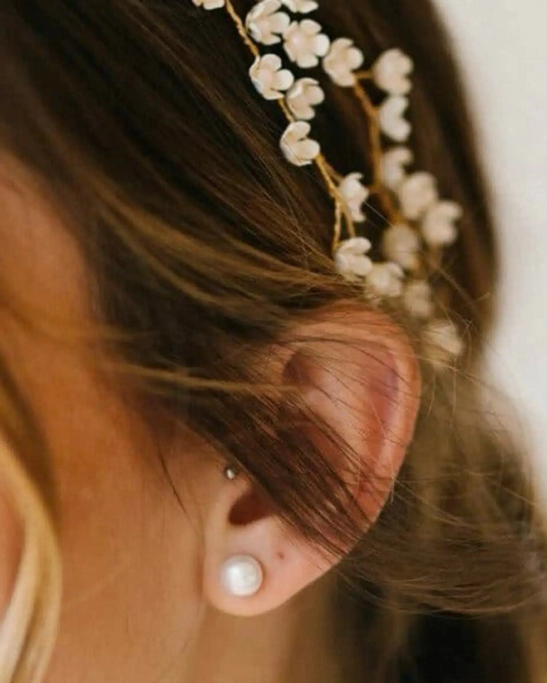VIGNE DE CHEVEUX MARIÉE ROMY – SOUPLE ET ROMANTIQUE SallyJaneBridal