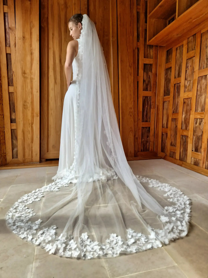 VOILE DE MARIÉE AVEC FLEURS EN MOUSSELINE 3D - MORFEO WD115 Novias