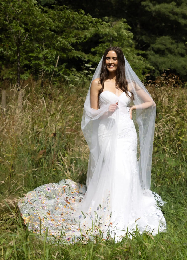 VOILE DE MARIÉE CATHÉDRALE 300 CM EN TULLE IVOIRE BRODÉ FLORAL | PBV9066 THE PERFECT BRIDAL COMPANY