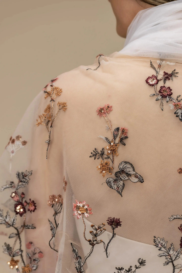 VOILE DE MARIÉE CATHÉDRALE 300 CM EN TULLE IVOIRE & BRODERIES FLORALES - PBV9084 GOLD, THE PERFECT BRIDAL COMPANY