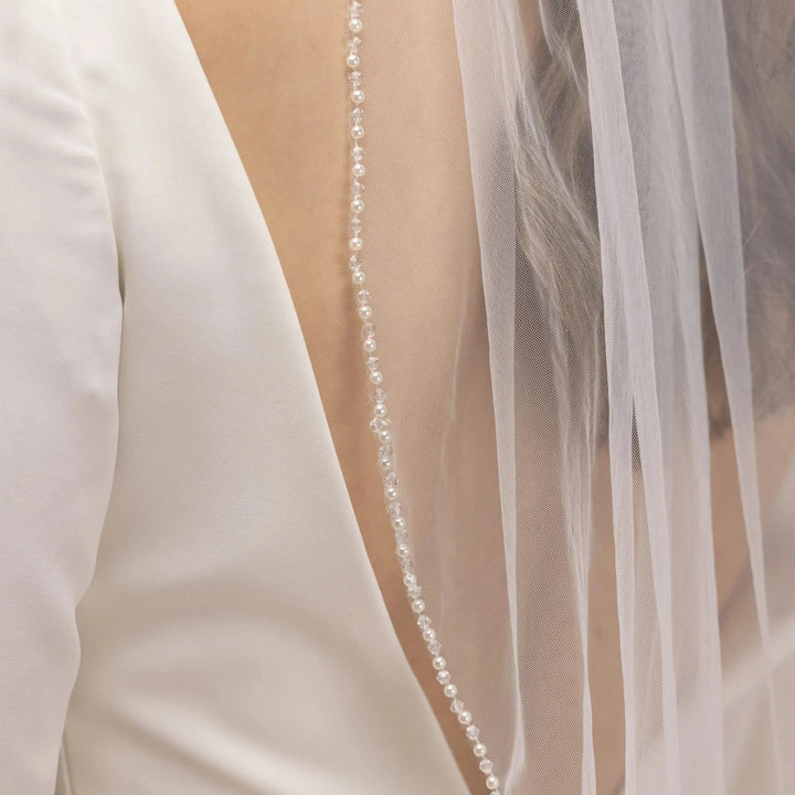 VOILE DE MARIÉE COURT 90 CM EN TULLE IVOIRE À BORDURE PERLES & CRISTAUX | PBV9024 THE PERFECT BRIDAL COMPANY