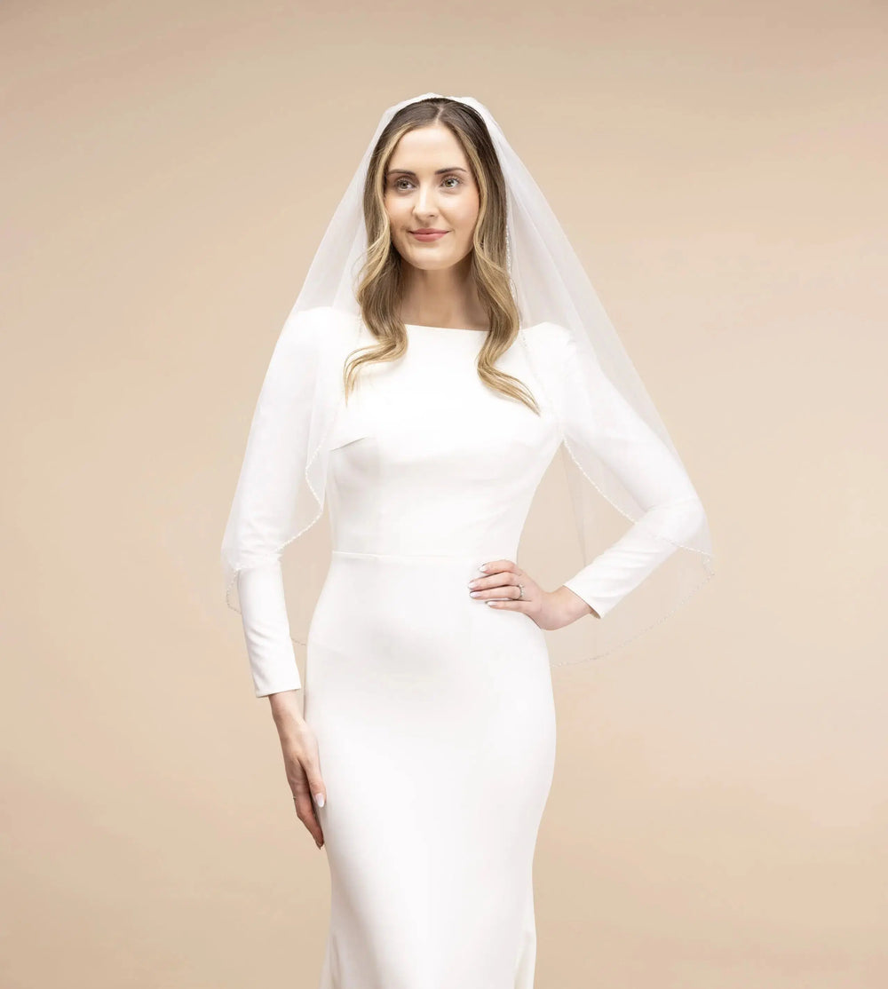 VOILE DE MARIÉE COURT 90 CM EN TULLE IVOIRE À BORDURE PERLES & CRISTAUX | PBV9024 THE PERFECT BRIDAL COMPANY