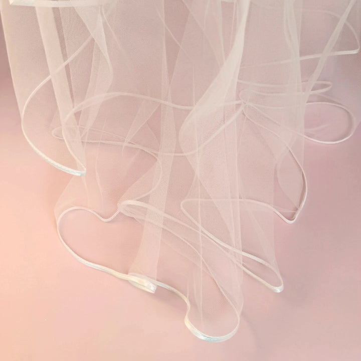 VOILE DE MARIÉE COURT BORDURE FINE SATIN S6 Bianco Evento