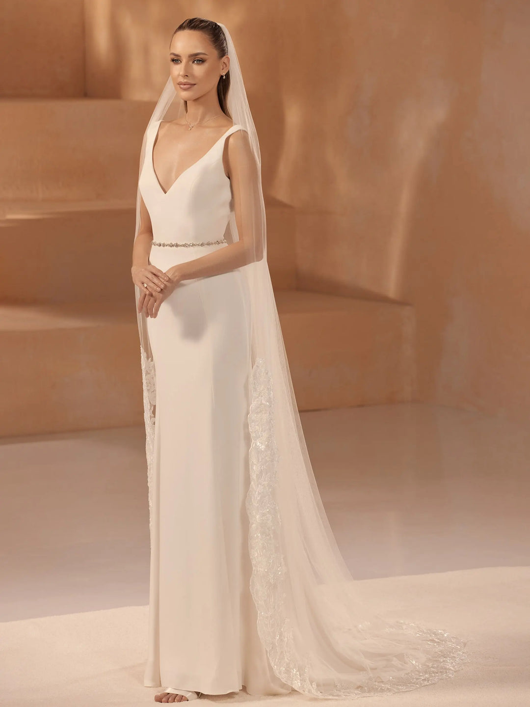 VOILE DE MARIÉE LONG BORDURE DENTELLE REBRODÉE DE SEQUINS – S471 Bianco Evento