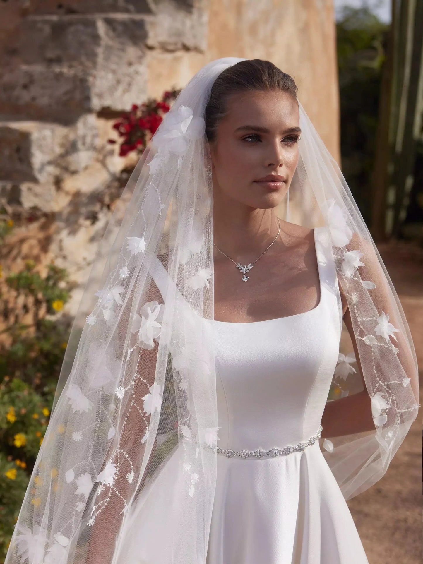 VOILE DE MARIÉE LONG FLEURS 3 D S520 Bianco Evento