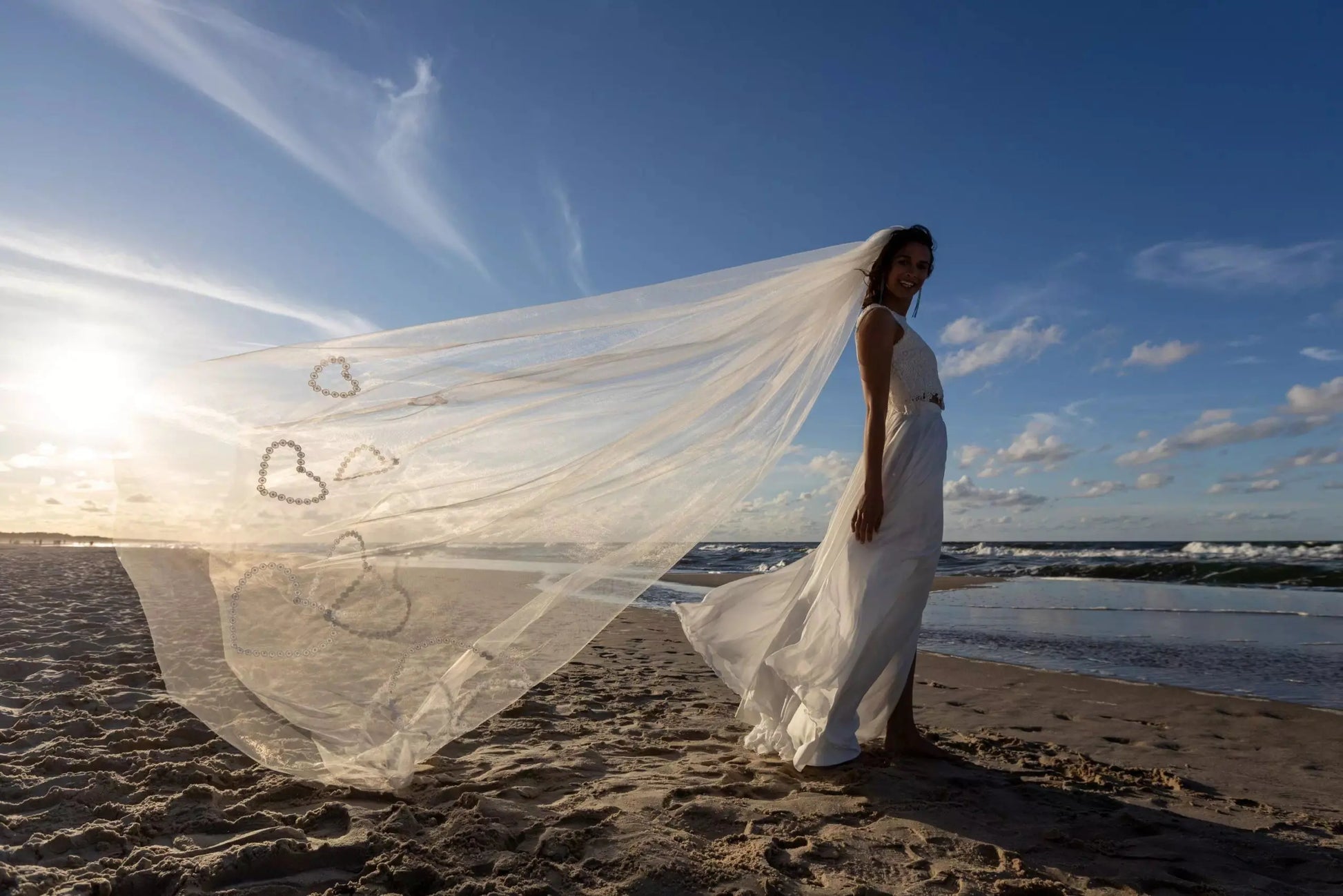 VOILE DE MARIÉE ORNÉ DE COEUR EVELINE WD96 Novias