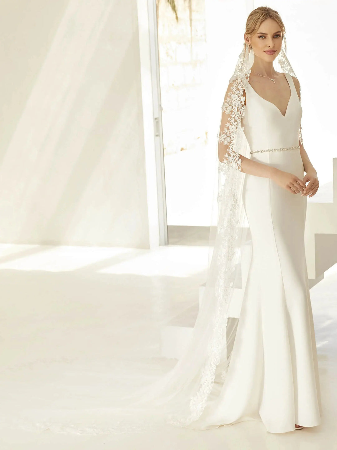 VOILE DE MARIÉE S420 EN TULLE IVOIRE 300 CM AVEC DENTELLE PERLÉE Bianco Evento