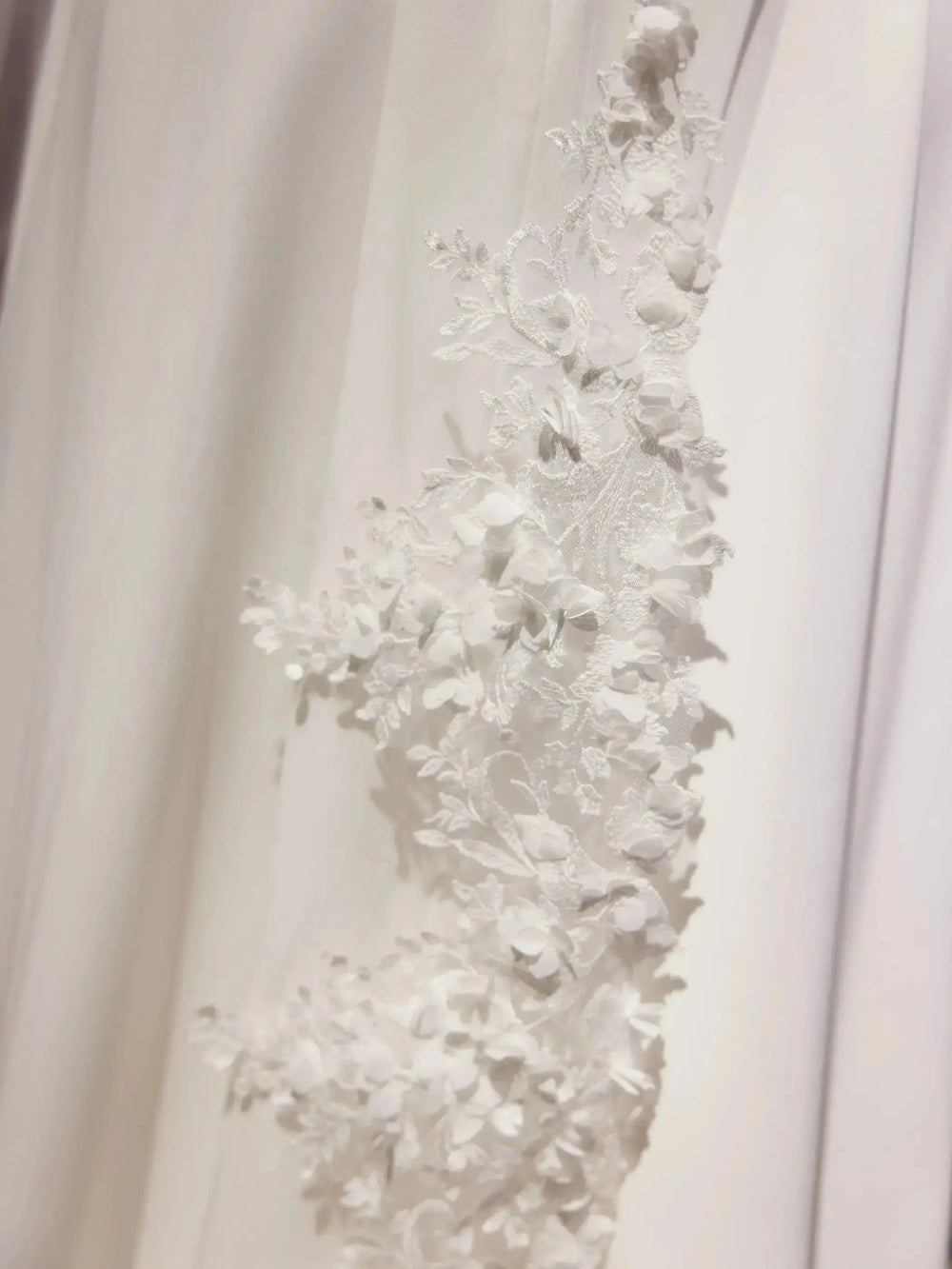 VOILE DE MARIÉE S514 – LONGUEUR CATHÉDRALE 280 CM AVEC BORDURE DENTELLE 3D Bianco Evento