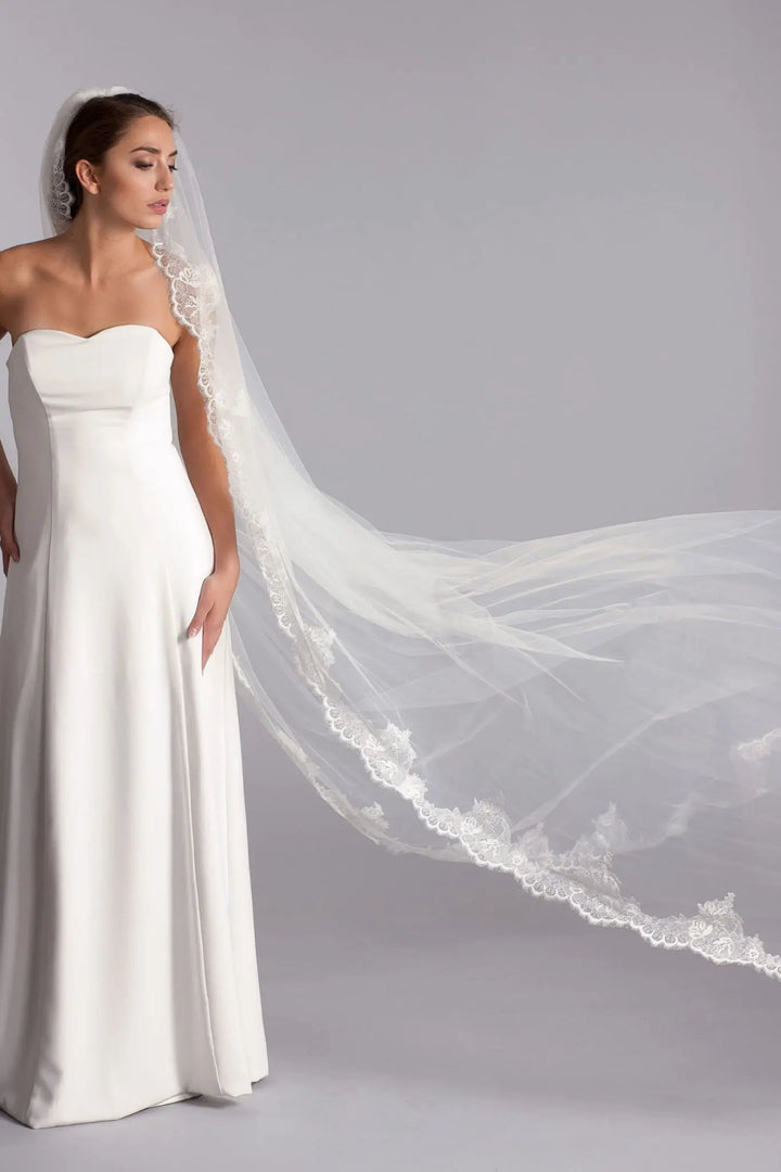 VOILE MARIÉE CATHÉDRALE DENTELLE FRANÇAISE 270 CM – DASANTA WD36 Novias