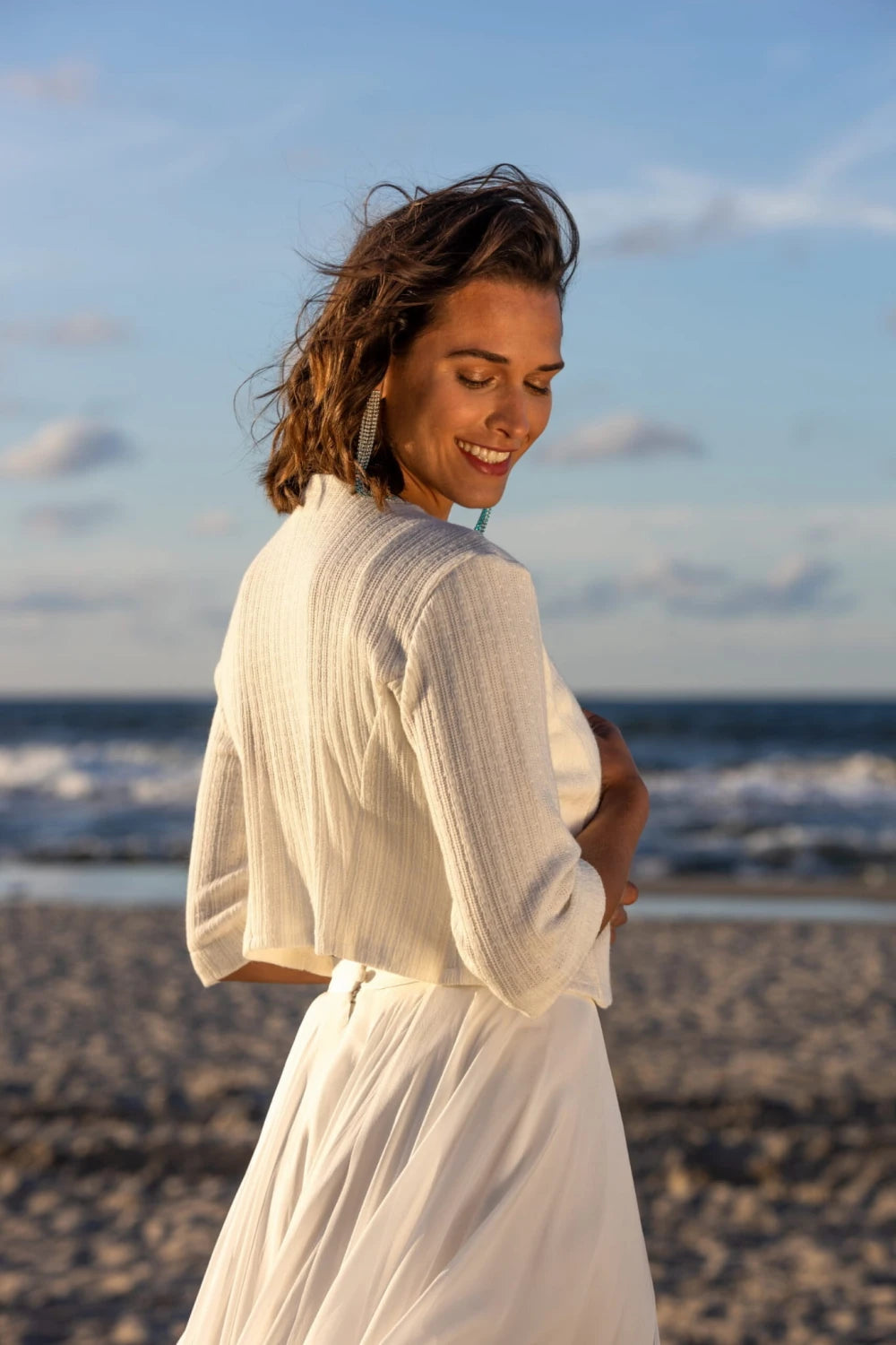 Veste de mariée Erica SW14 maille douce coupe courte Novias vue 2