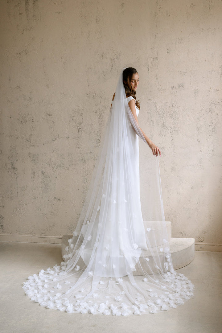 Voile de mariée Aurea 300 cm, fleurs 3D, photo 1