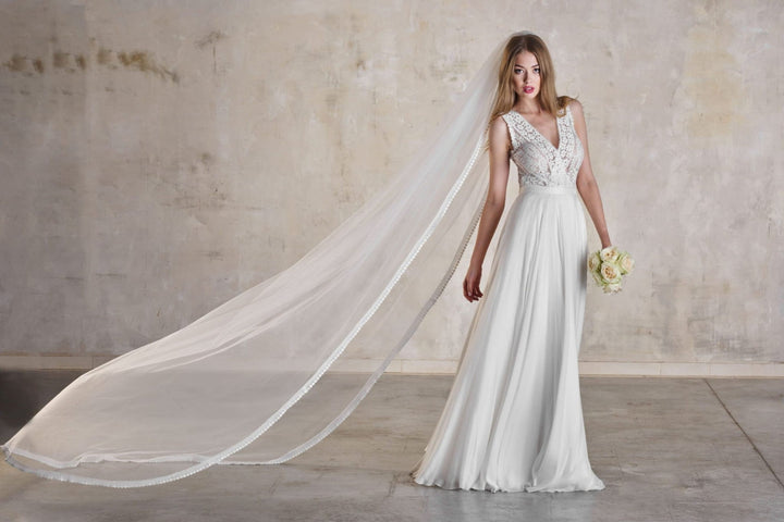 Voile de mariée Dagmar WD57 porté, dentelle géométrique