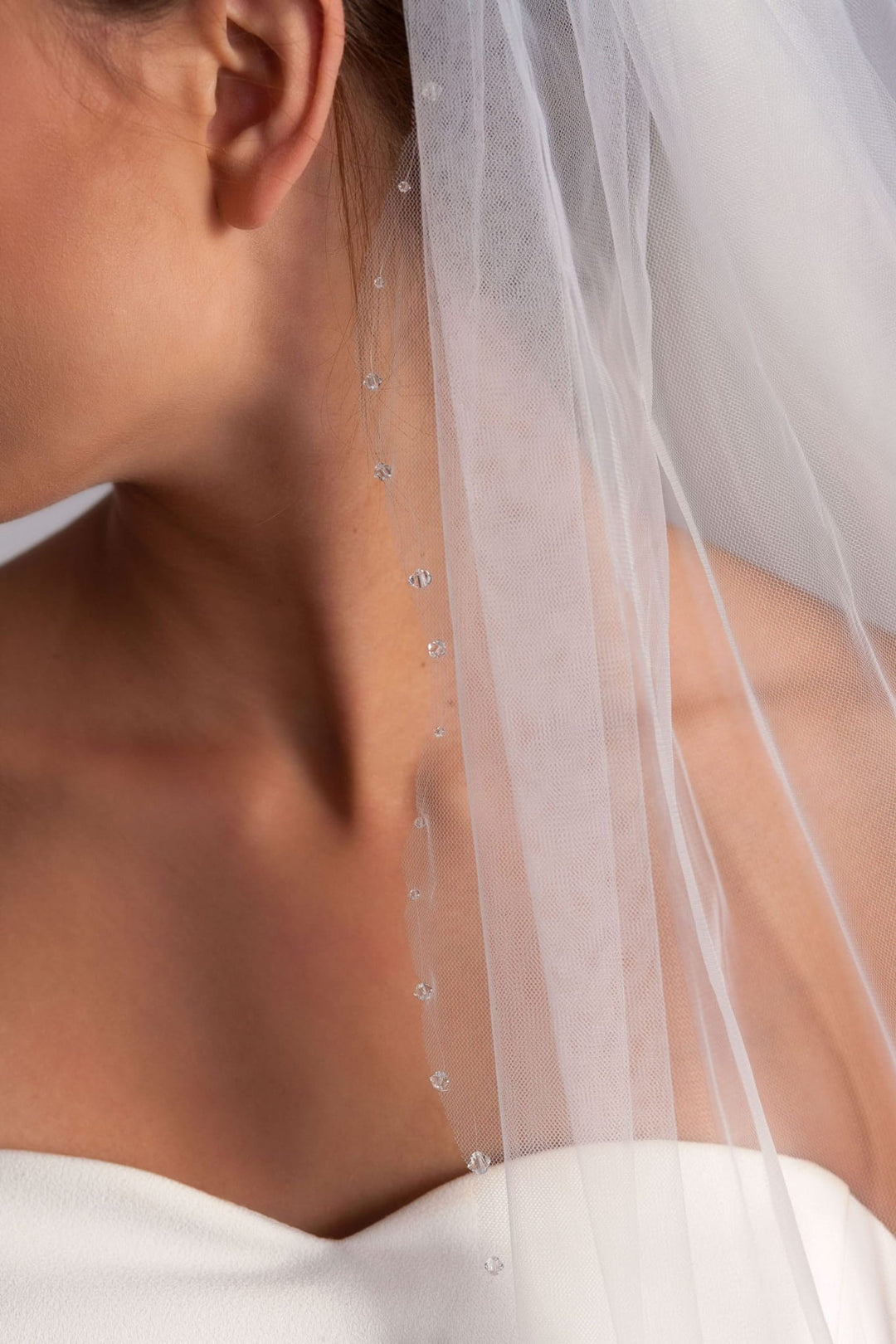Voile de mariée Damla WD22 porté, cristaux Preciosa