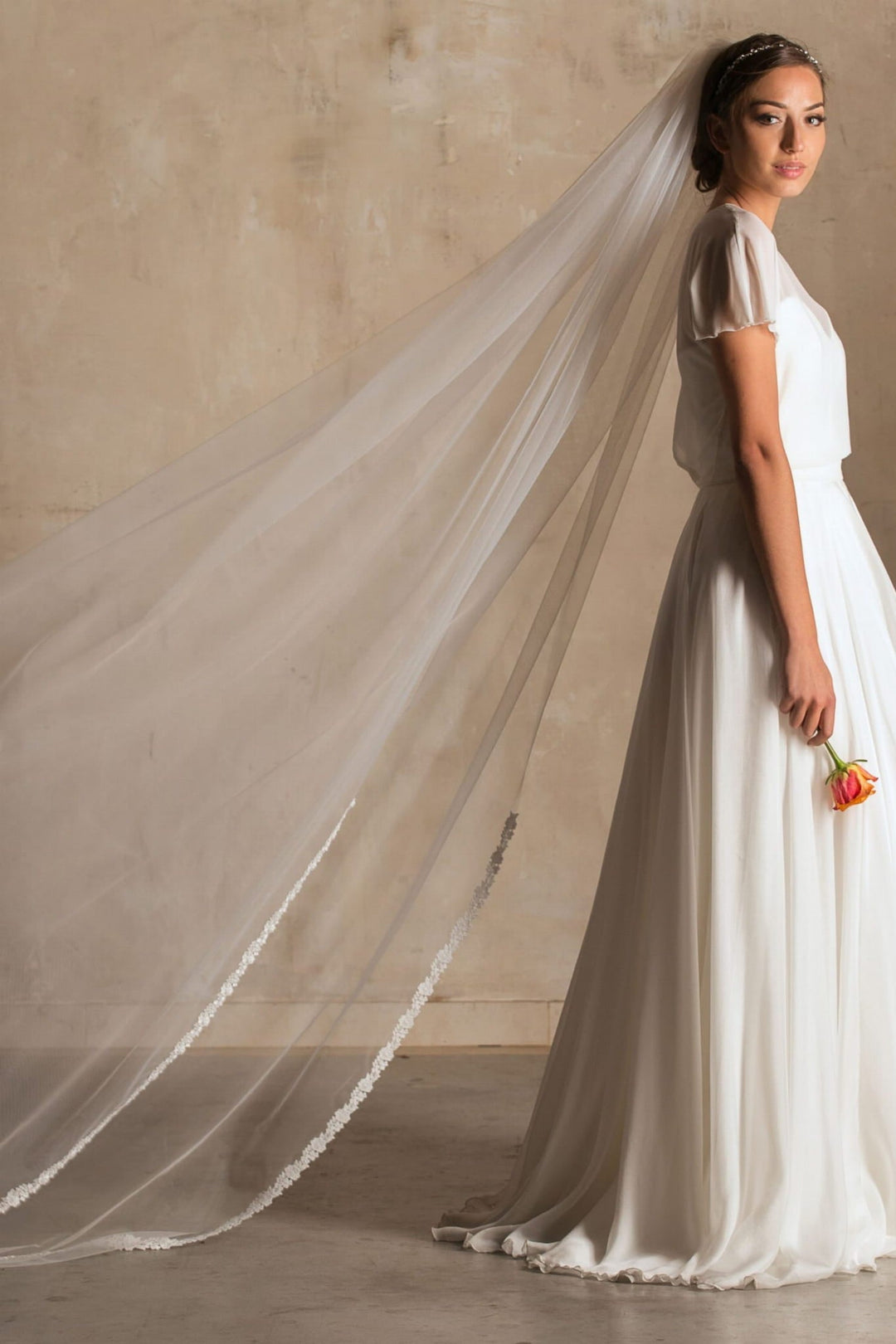 Voile de mariée Dolly WD48 porté, dentelle
