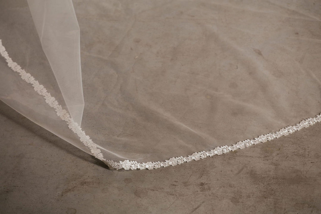 Voile de mariée Dolly WD48 porté, dentelle