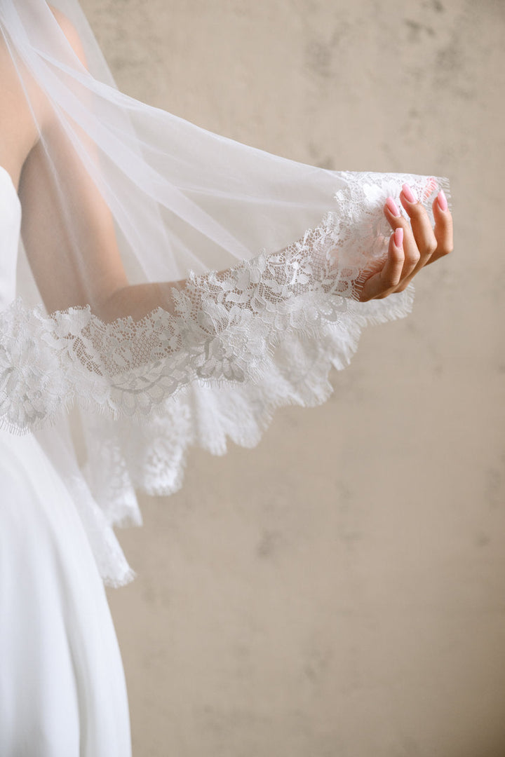 Voile de mariée Edena 65/90 cm, dentelle Chantilly, photo 6