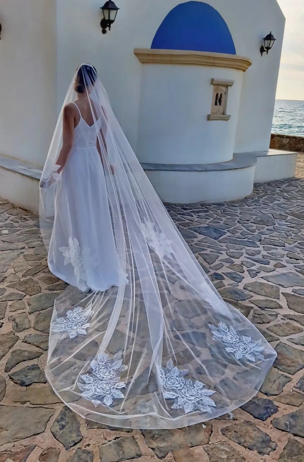 Voile de mariée Inga WD105 en tulle et appliqués de dentelle