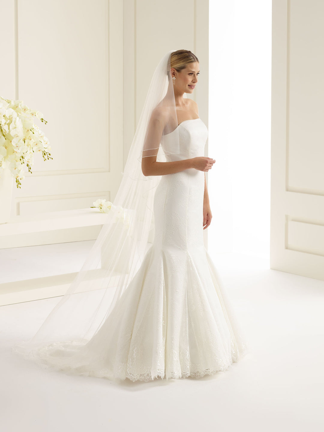 Voile de mariée avec rabat 220 cm à bordure festonnée S165 Bianco Evento