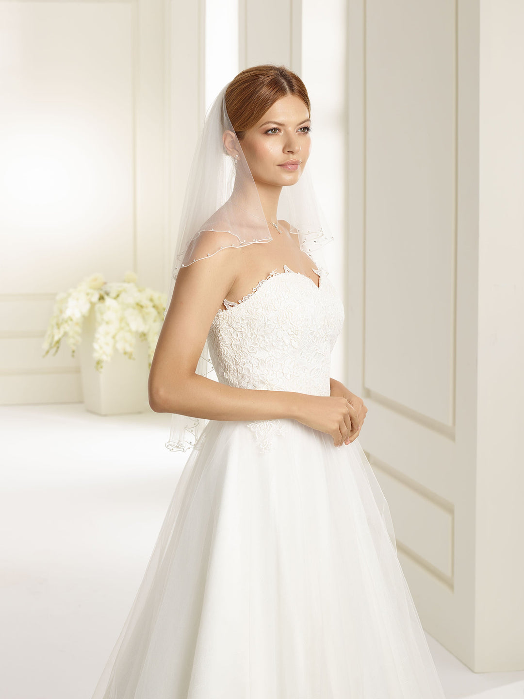 Voile de mariée court 80 cm avec rabat et cristaux, blanc, S170 Bianco Evento