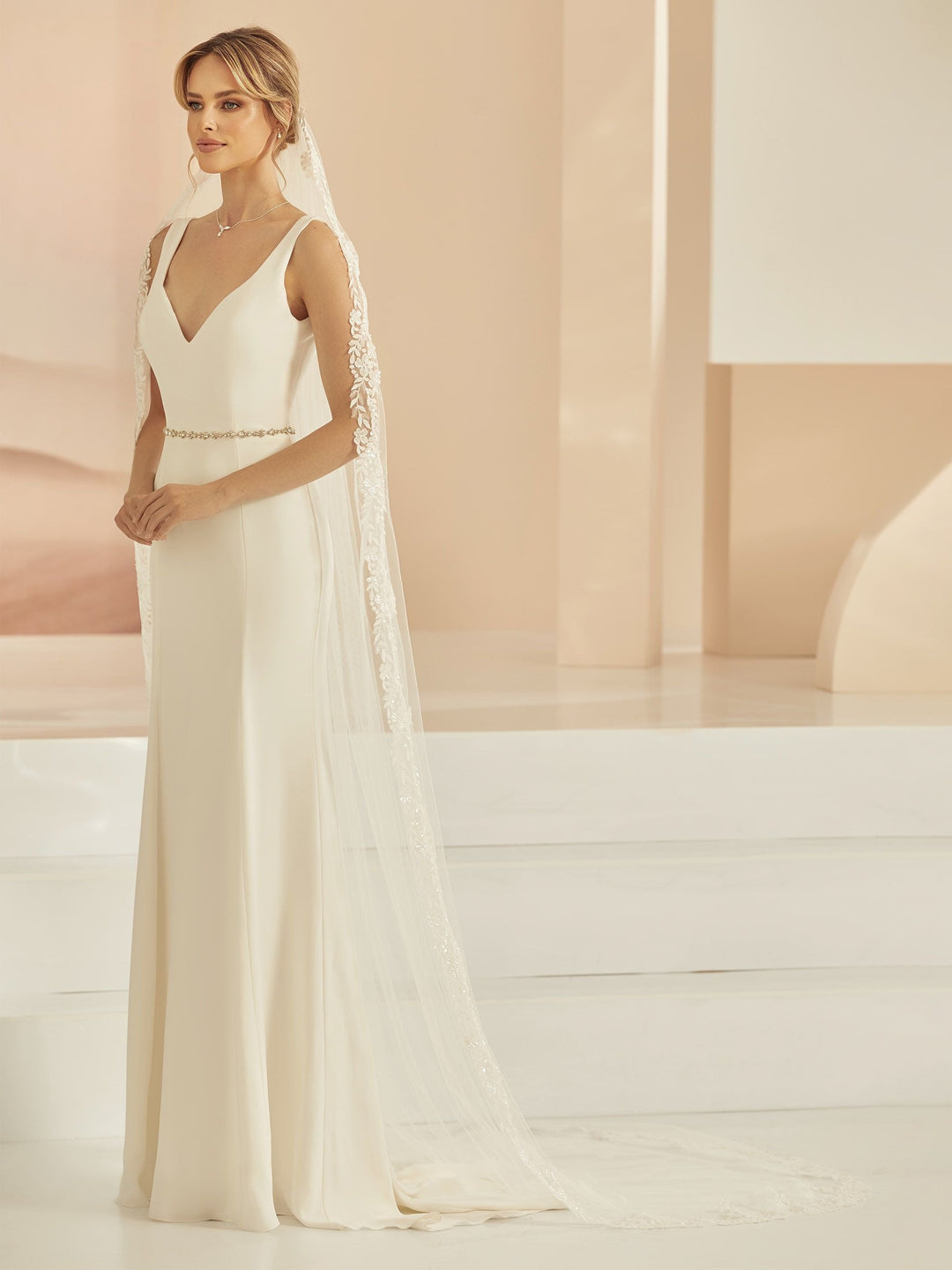 Voile de mariée S407 – bordure dentelle, tulle souple, 250 cm BIANCO EVENTO