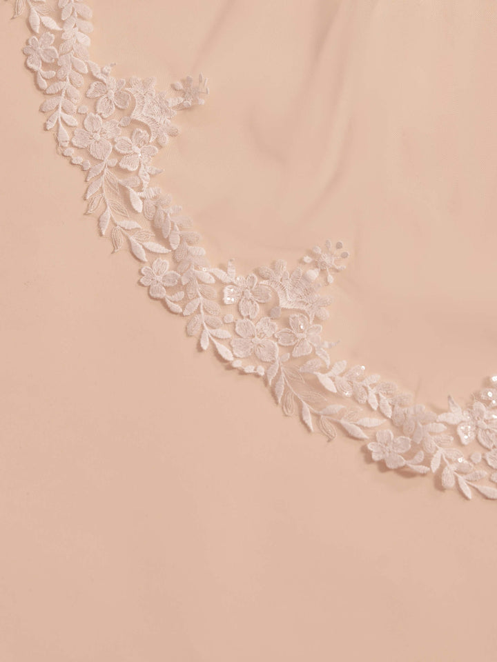Voile de mariée S407 – bordure dentelle, tulle souple, 250 cm BIANCO EVENTO