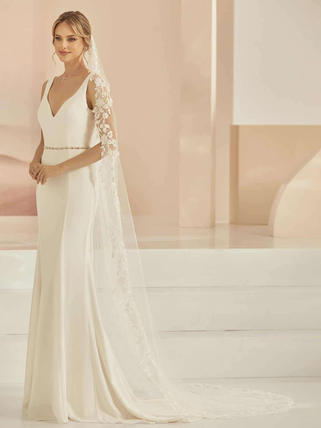 Voile de mariée S408 – bord en dentelle, tulle doux, 250 cm BIANCO EVENTO