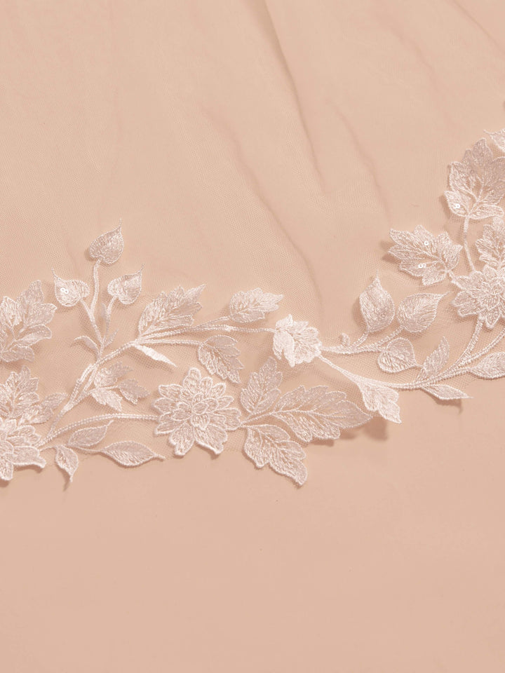 Voile de mariée S408 – bord en dentelle, tulle doux, 250 cm BIANCO EVENTO