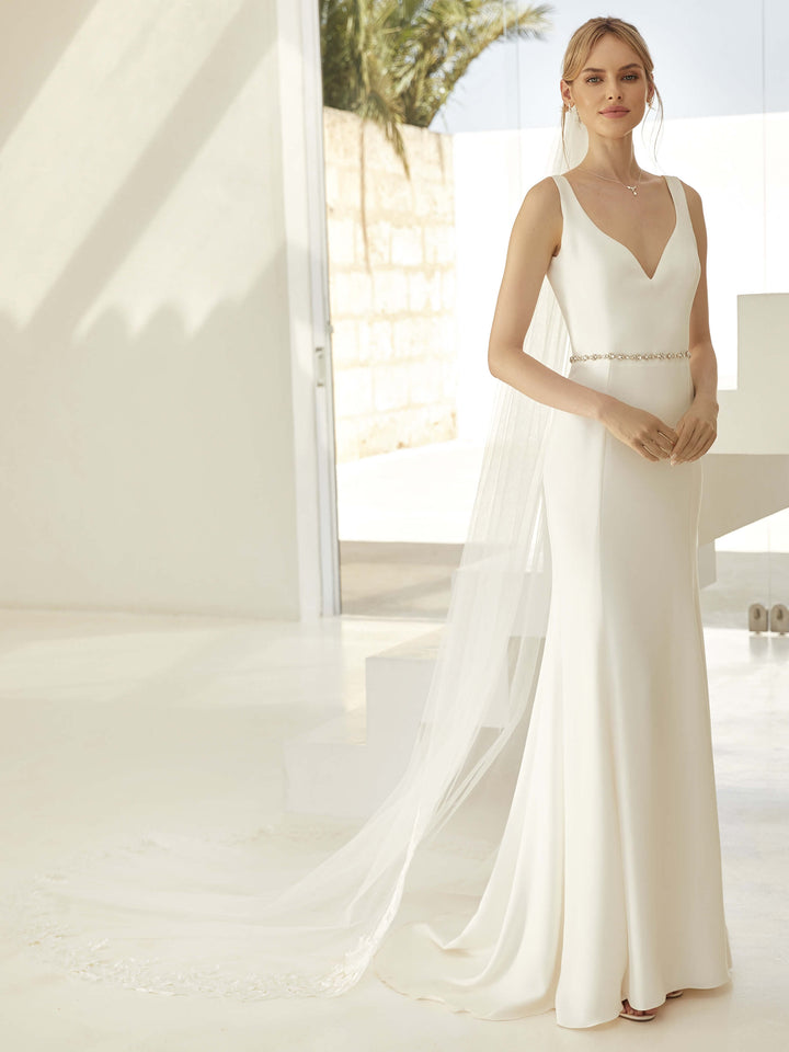 Voile de mariée cathédrale 300 cm en tulle Diamond ivoire à bordure en dentelle S426 Bianco Evento