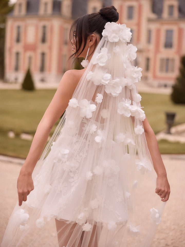 Voile de mariée S546 – fleurs 3D, tulle doux, 300 cm BIANCO EVENTO