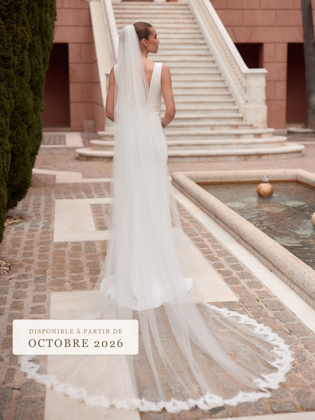 Voile de mariée cathédrale 300 cm à bordure de dentelle perlée festonnée ivoire S564 Bianco Evento