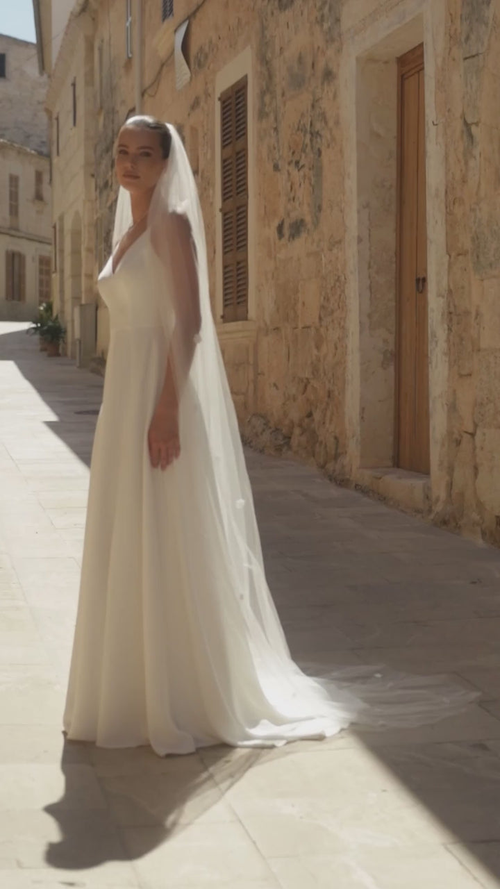 VOILE DE MARIÉE S518 EN TULLE IVOIRE 250 CM AVEC FLEURS 3D