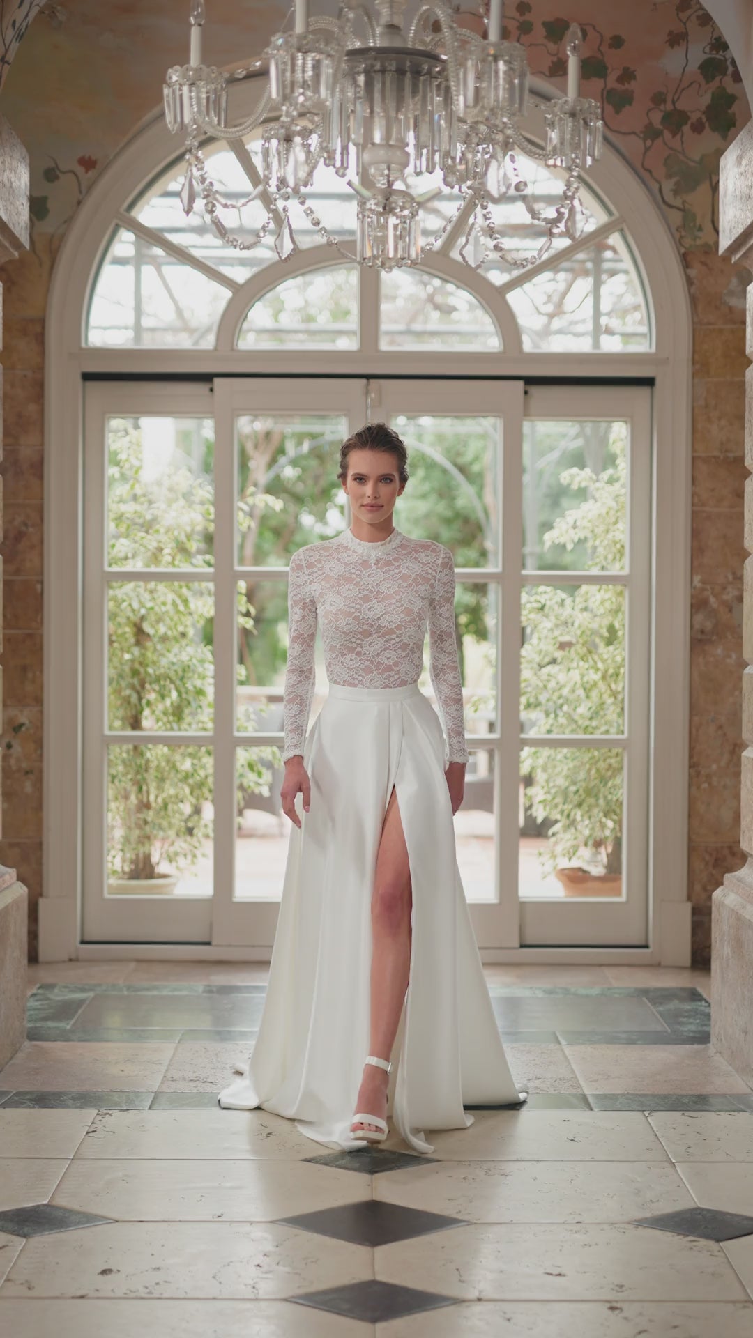 Body de mariée E518 – dentelle – col montant et manches longues