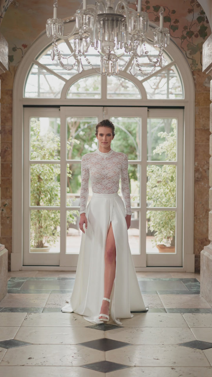 Body de mariée E518 – dentelle – col montant et manches longues