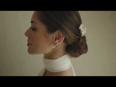 PEIGNE À CHEVEUX MARIAGE HC0408 – FLEURS CÉRAMIQUE BLANCHES ET PERLES