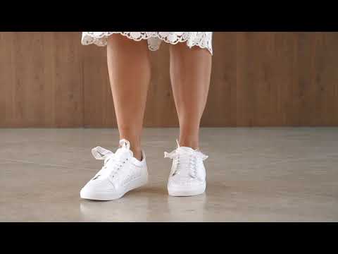 BASKETS DE MARIÉE NORA – DENTELLE FLORALE IVOIRE ET LACETS ORGANZA OU SATIN